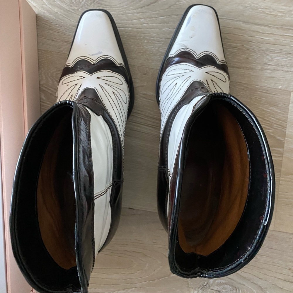 GANNI Meg Short Cowboy Boots in Texas Ganache